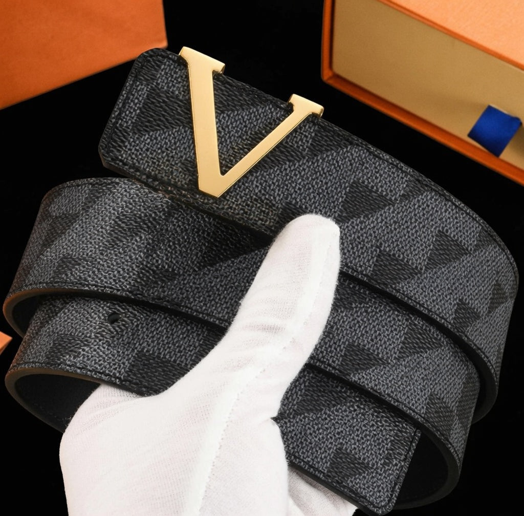 Black Checkered V belt